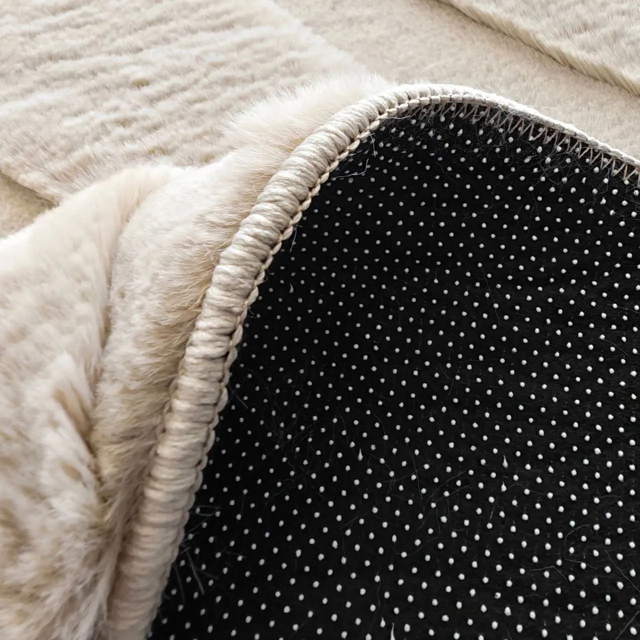 Richmond Interiors Vloerkleed Sverre beige pebble 230x350 Beige