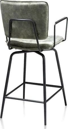 Manou barstoel met armen - off black - stof Karese olijf, uit de collectie van Henders & Hazel. Uitgevoerd in de fluweelachtige velvet stof Karese, kleur olijf, 100% polyester, met metalen frame in kleur off black.