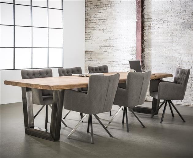 Eetkamertafel 300cm stam in 60mm dik massief acacia met trapezium-vormig frame in 10x10cm zwart geschuurd RVS. / massief Acasia naturel. 2035/15 uit de eetkamertafels collectie van Zijlstra kleinmeubelen & verlichting bij Löwik Meubelen