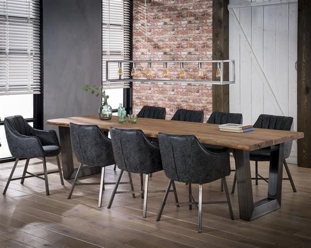 Eetkamertafel 300cm stam in 60mm dik massief acacia met trapezium-vormig frame in 10x10cm zwart geschuurd RVS. / massief Acasia naturel. 2035/15 uit de eetkamertafels collectie van Zijlstra kleinmeubelen & verlichting bij Löwik Meubelen