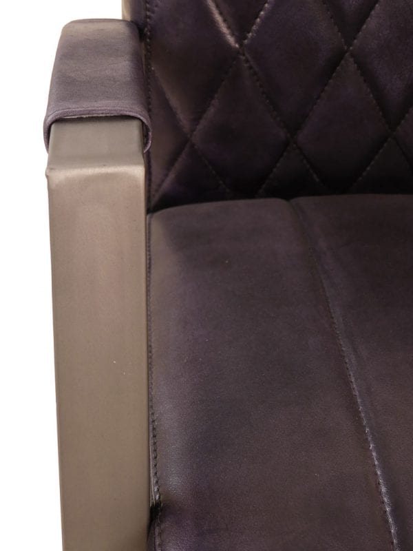 Diamond fauteuil in handwashed buffelleder in kleur black glossy