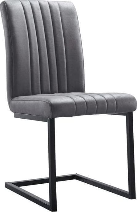 Eetkamerstoel Pareda grey Uitgevoerd in stof rhino in de kleur grey (PK970-11) met metalen mat zwart gepoedercoated frame. Stoelen Profijt Meubel Lowik Meubelen