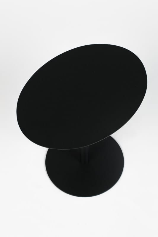 Bijzettafel Snow Black Oval modern design uit de Zuiver meubel collectie - 2300154
