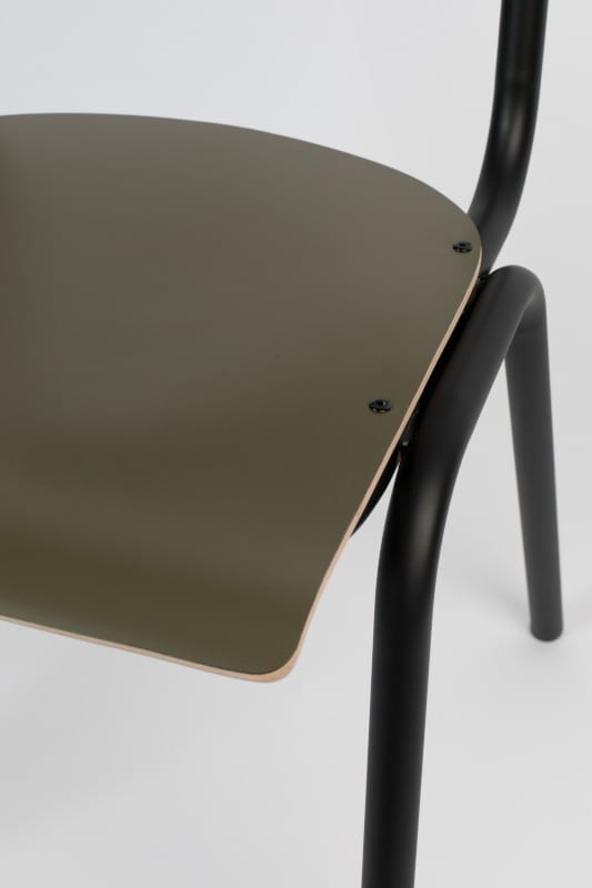 Eetkamerstoel Back To School Matte Olive modern design uit de Zuiver meubel collectie - 1100376