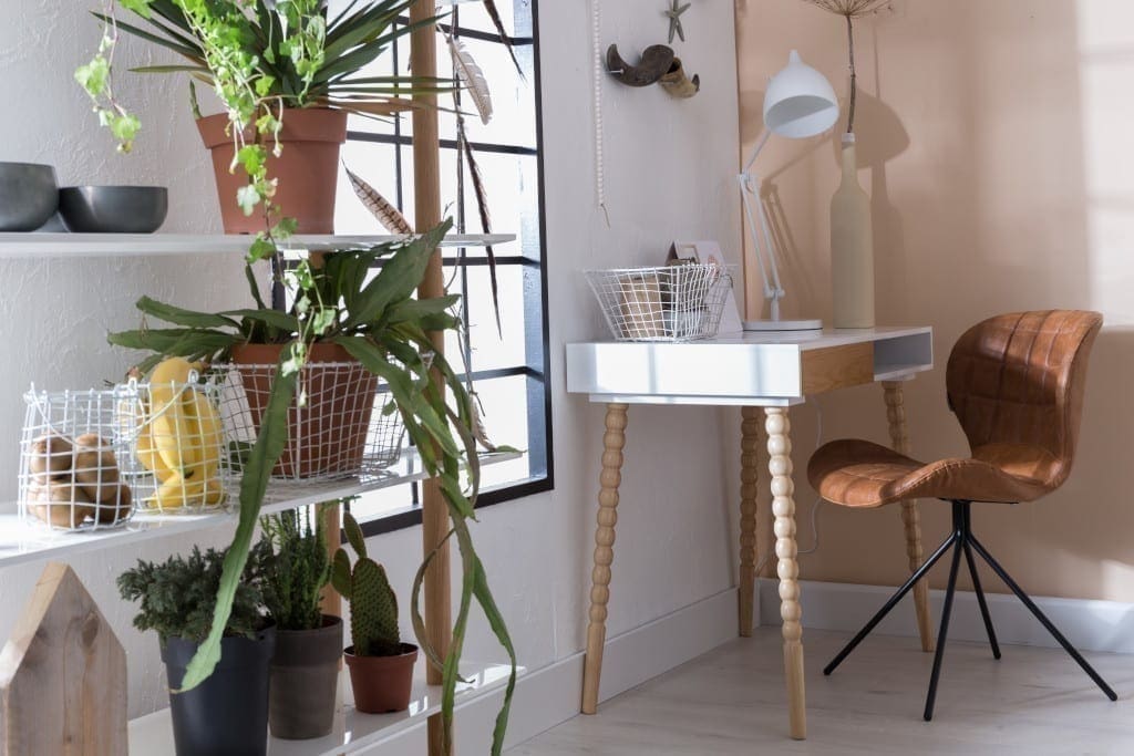 Eetkamerstoel Omg Ll Black modern design uit de Zuiver meubel collectie - 1100257