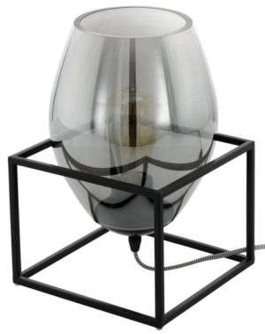 Olival 1 Tafellampen uit de lampen collectie van Eglo, schitterende lamp vervaardigd van staal, zwart van kleur en passend bij vele interieurstijlen. De Tafellampen is voorzien van een E27 fitting. Tafellampen Olival 1 wordt geleverd exclusief lichtbron(nen).