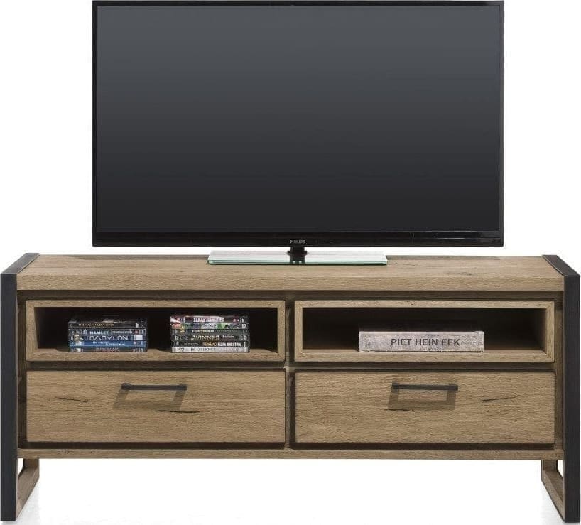 Metalo meubels Henders & Hazel, stoere meubelen vervaardigd uit eiken met metalen details