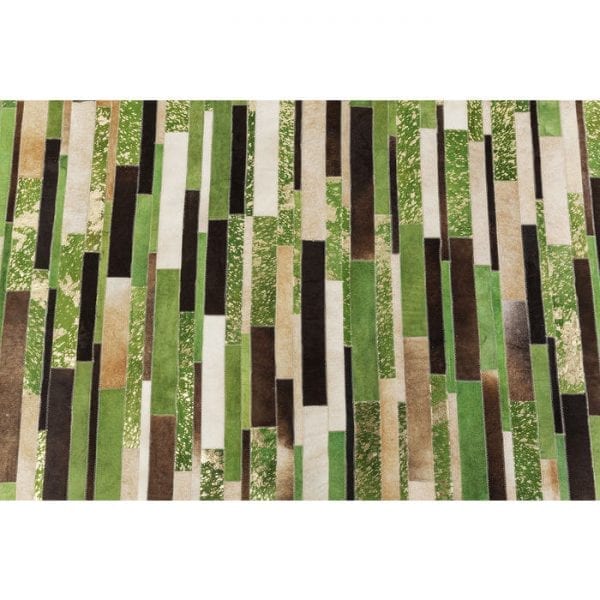 Karpet Brick Green 170x240cm 30003 Trendy striped look.  Brick Green provides visual diversity and unbeatable comfort. The individual elements made of dyed cowhide are combined in patchwork design to form an individual work. Each piece is unique. Kare Design