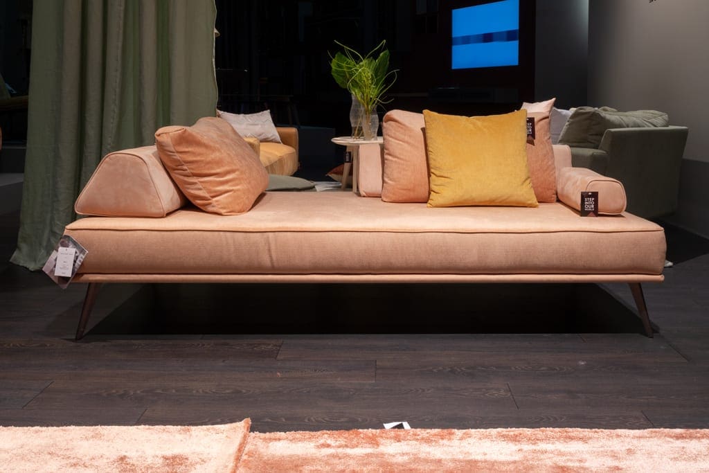 Alexa daybed - Furninova - stof Evita salmon icm leder nubuck