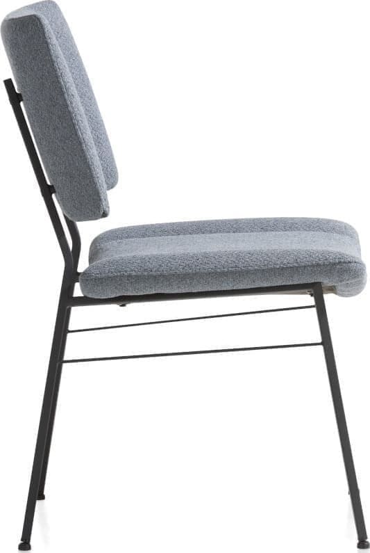 Tatum eetkamerstoel - zwarte poten - stof Ponti Skyblue multiplex met polyether