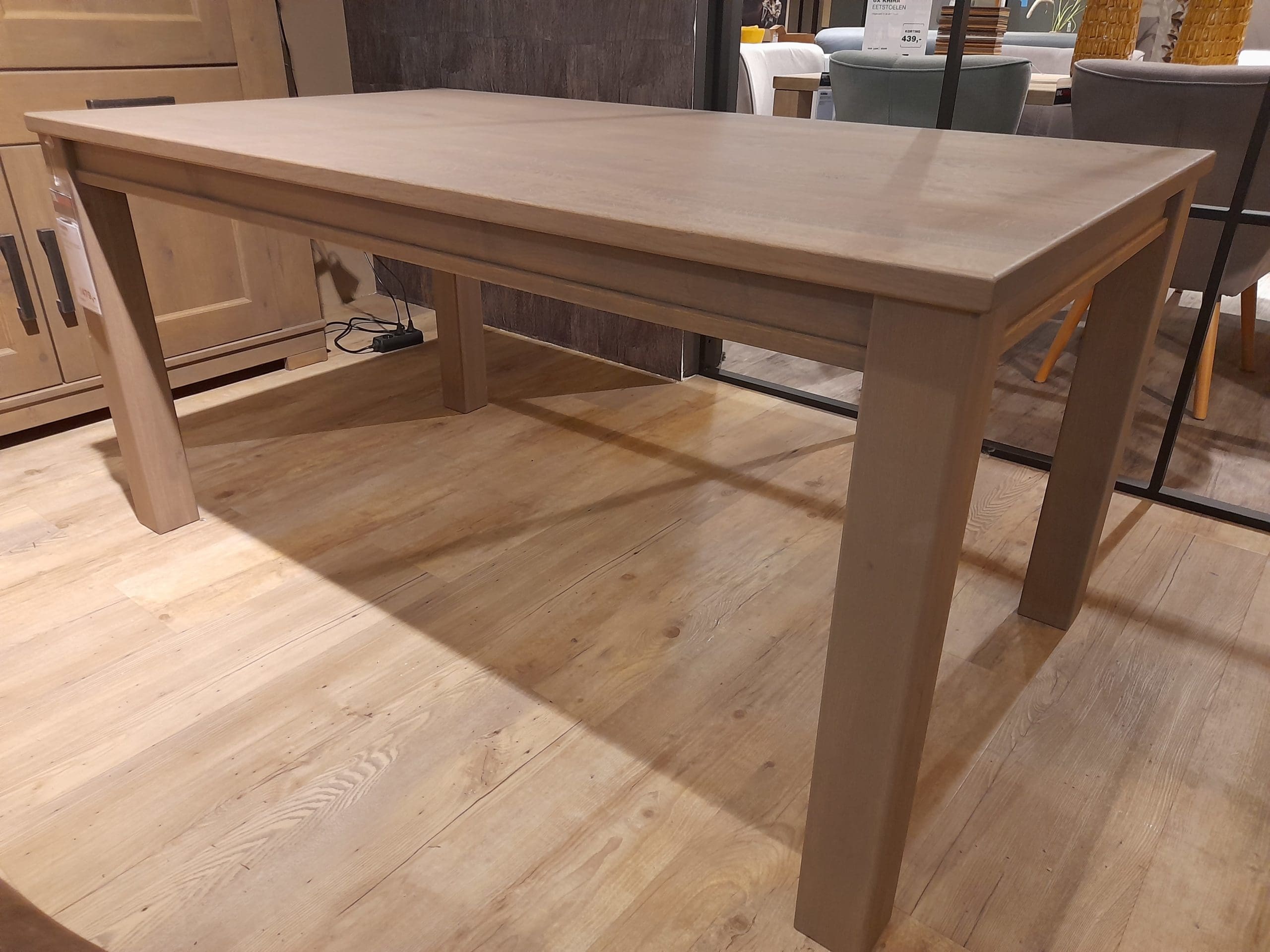 Cambrio eettafel - eikenhout - 180x90cm **SHOWROOMMODEL**