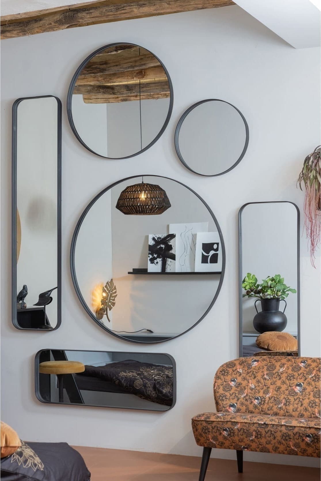 WOOOD Doutzen Spiegel Metaal Zwart Ø80cm Black Woonaccessoire