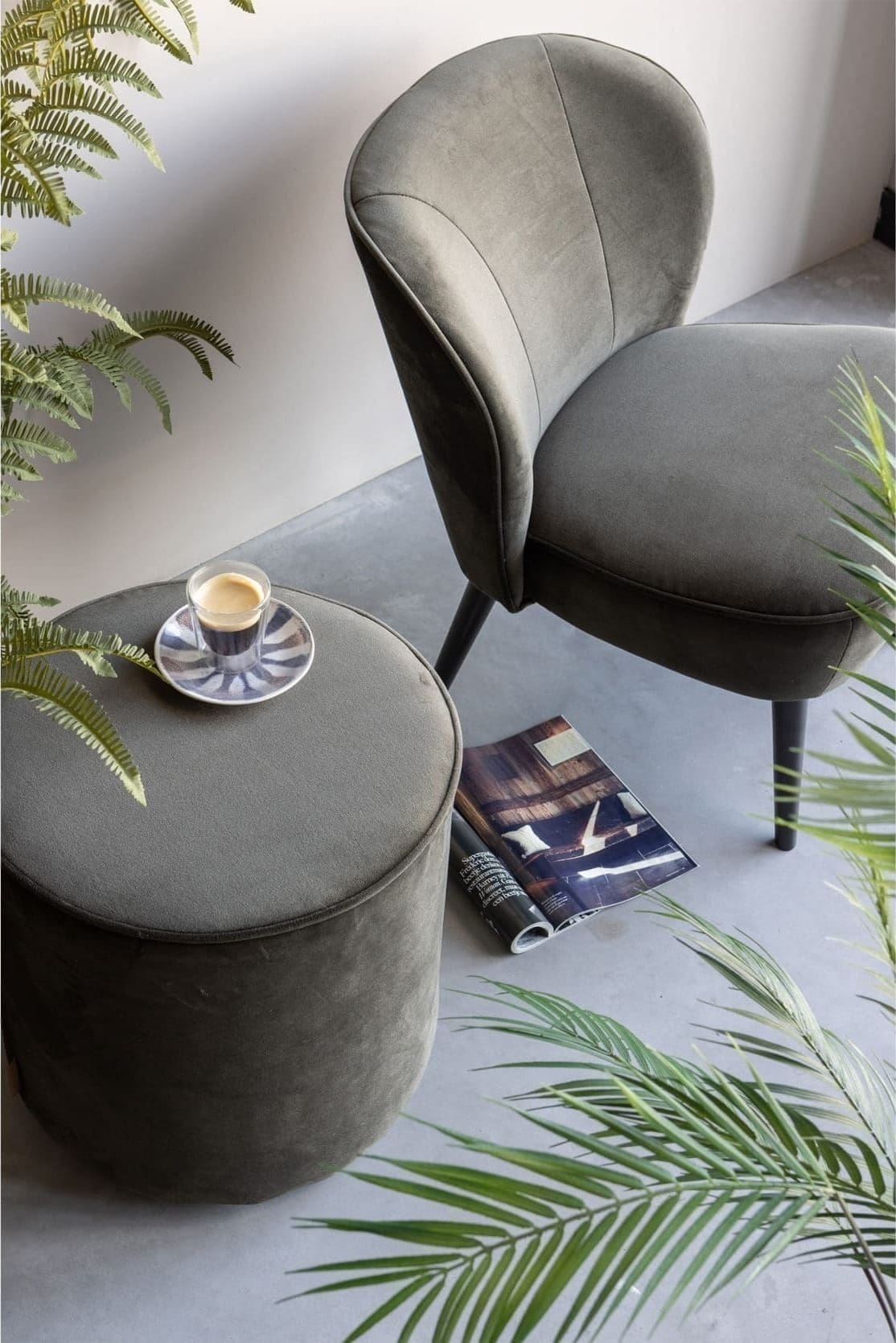 WOOOD Sara Fauteuil Fluweel Warm Groen Green Bank