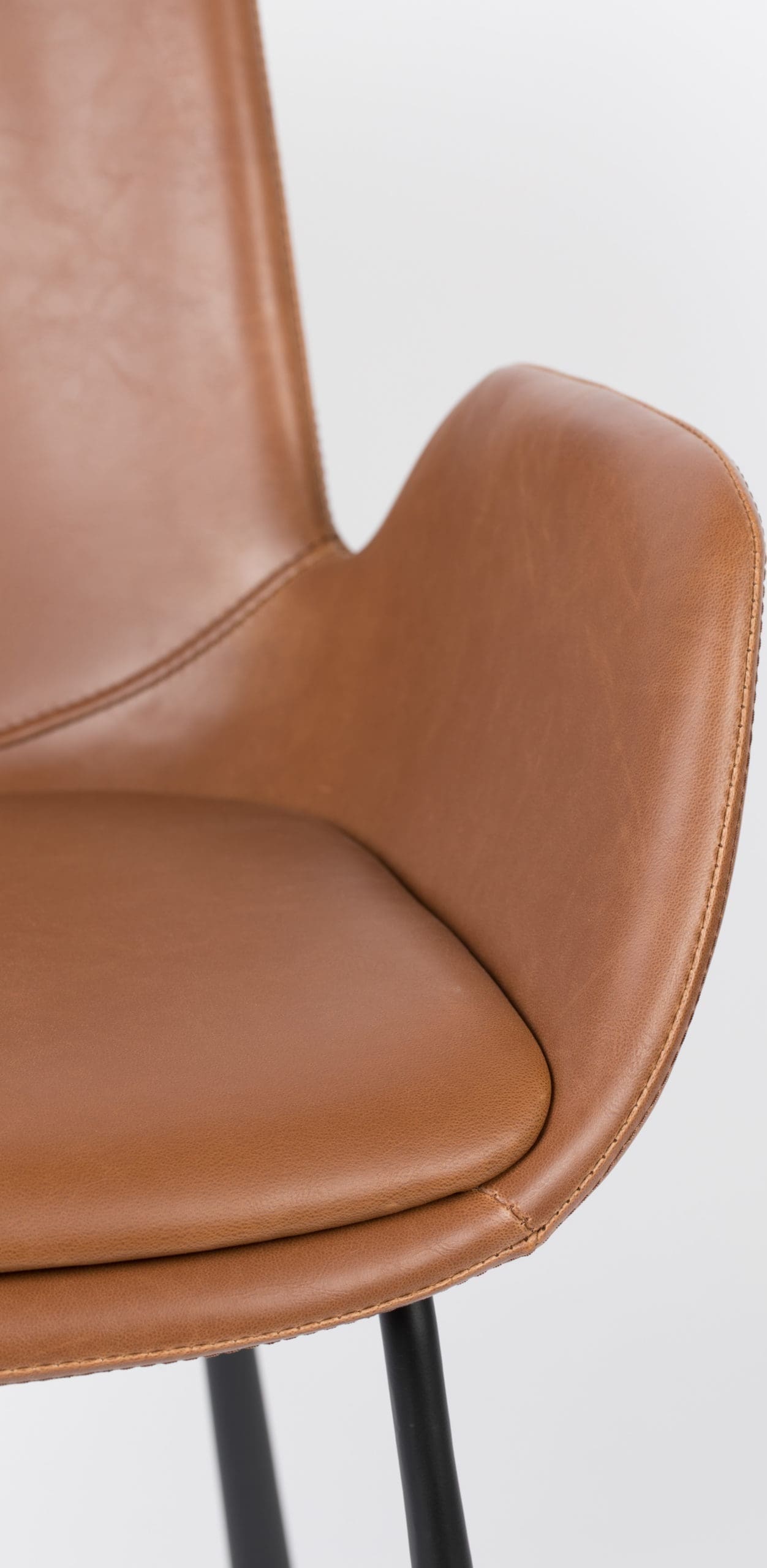 Zuiver Armchair Brit Ll Brown Armstoel