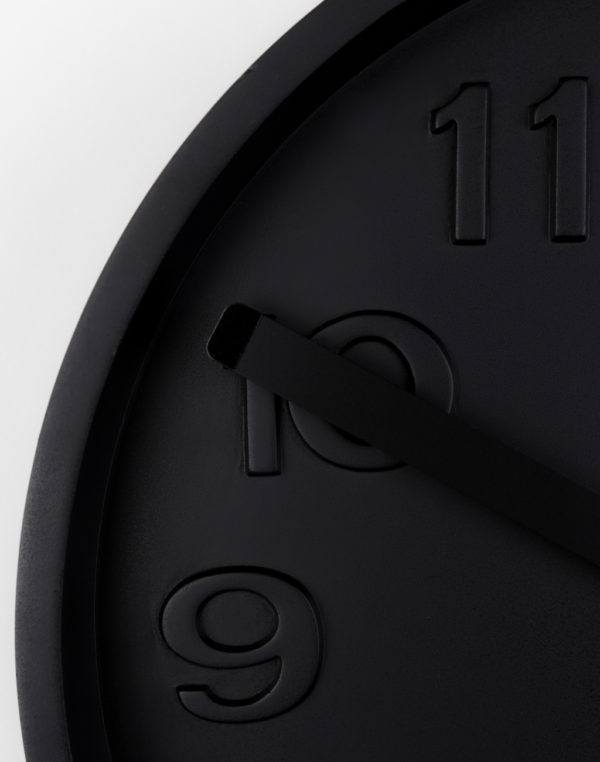 Zuiver Clock Concrete Time All Black  Klok