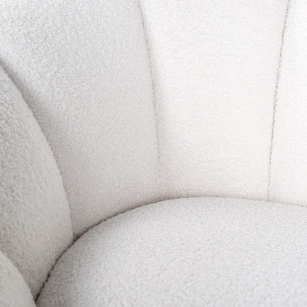 Richmond Interiors Draai fauteuil Kendall white furry  Fauteuil