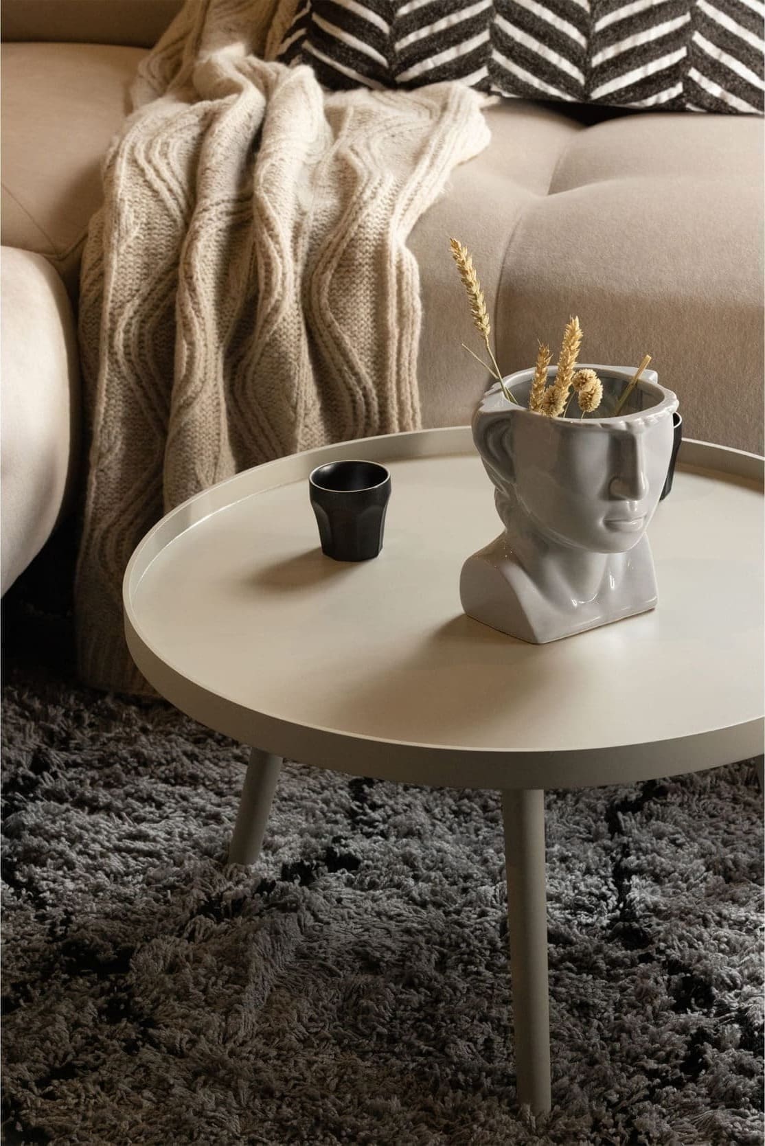 WOOOD Mesa Bijzettafel L Hout Antique Beige 34 X Ø60 Beige Bijzettafel