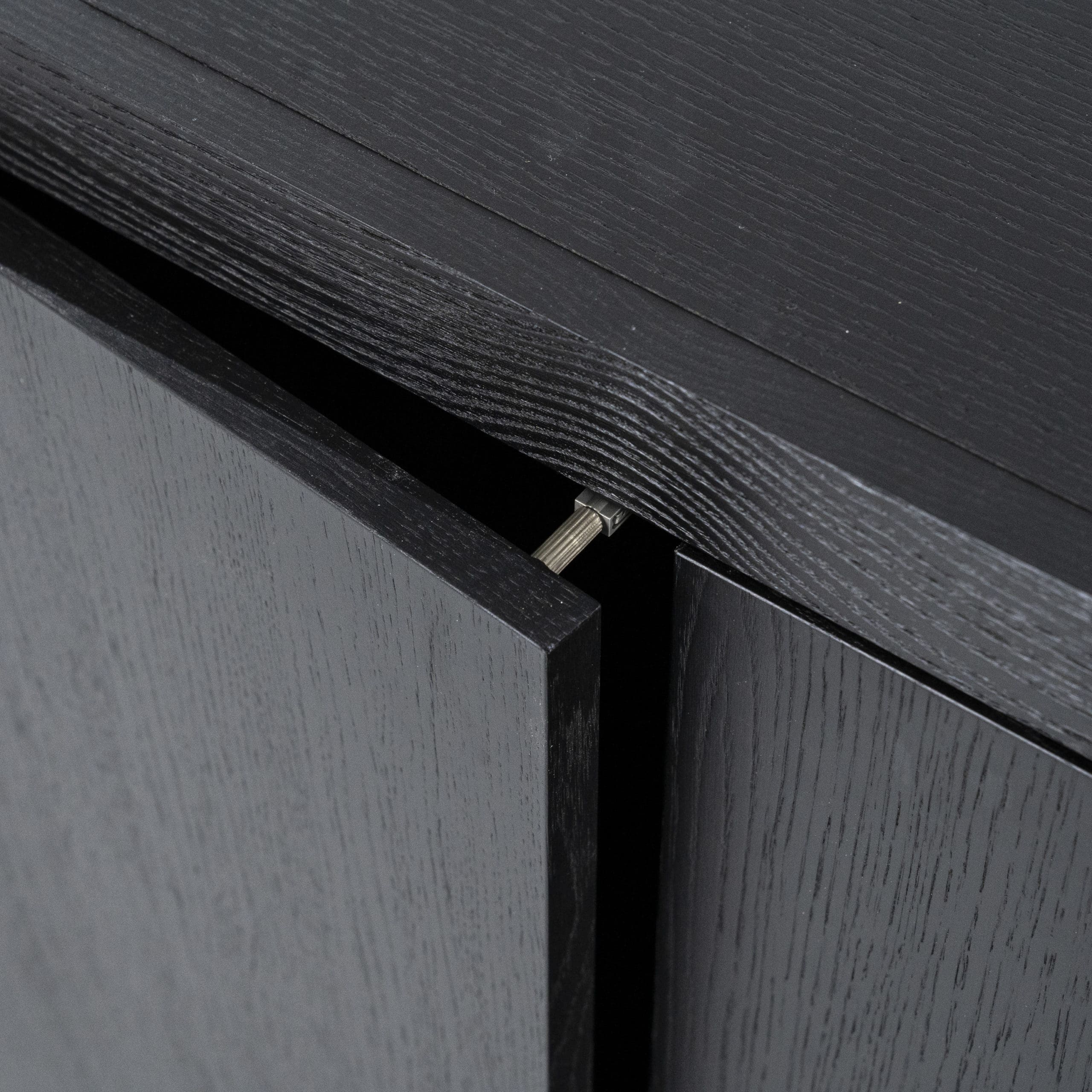 Dressoir Helsinki 200cm 2-drs. 2 Laden - Zwart Eleonora Dressoir 95722