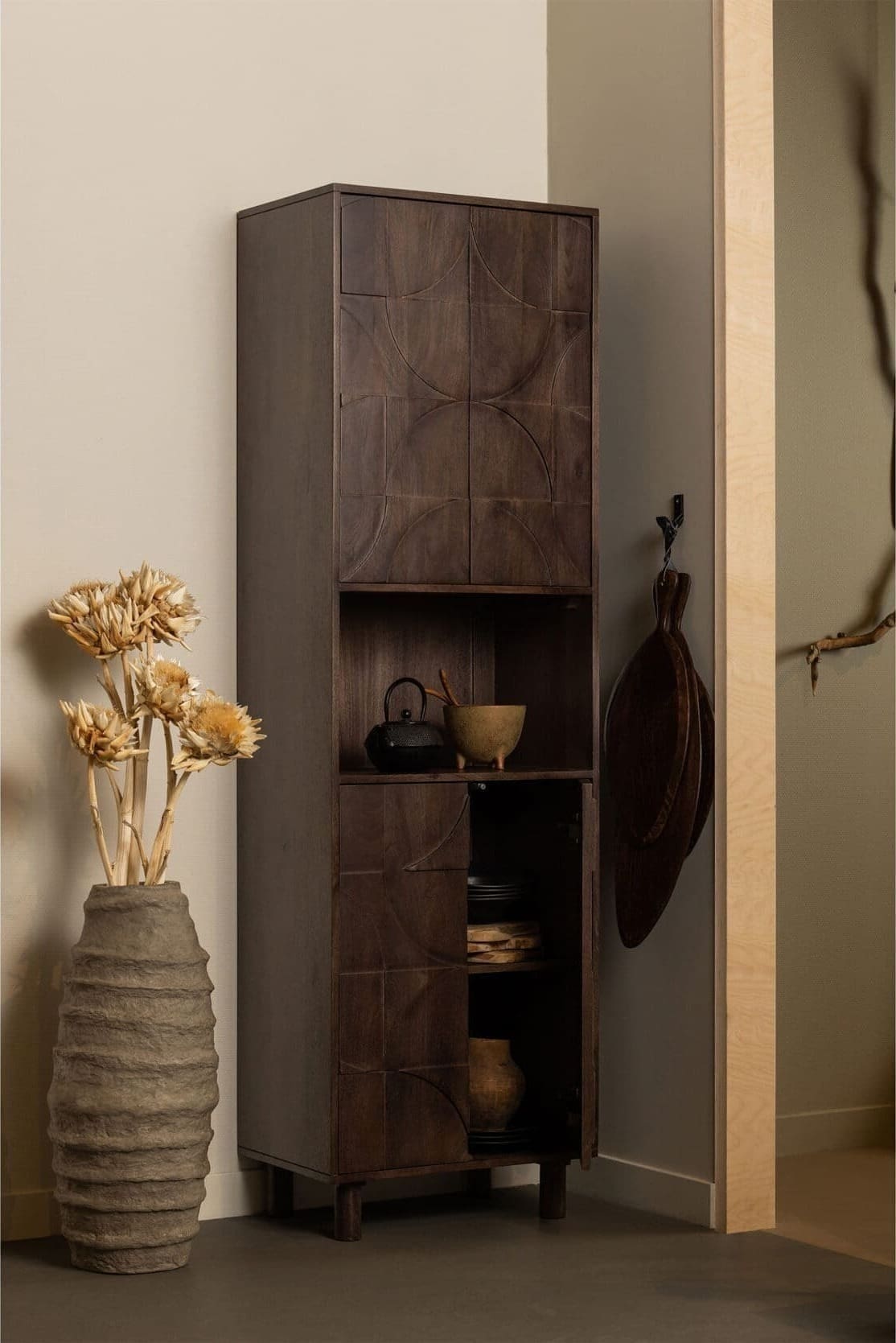 BePureHome Draw 4-deurs Opbergkast Met Open Vak Mango Hout Walnoot Bruin