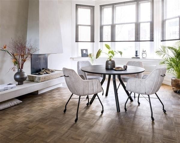 Xooon Arvada bartafel 160 x 100 cm. - ovaal - centrale poot kort - onyx Zwart Eettafel
