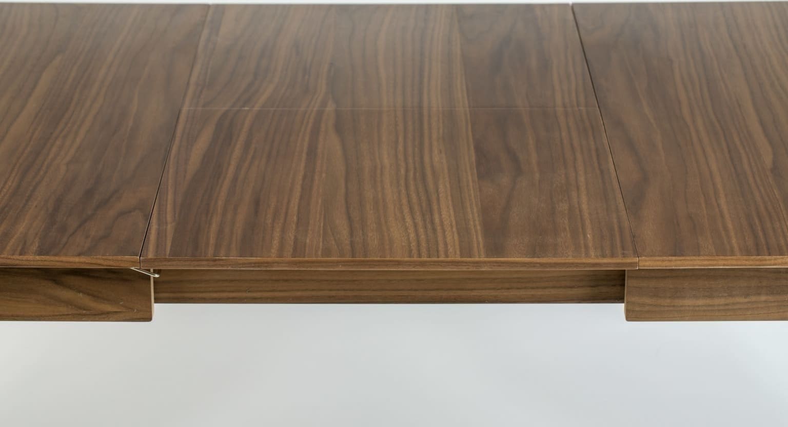 Tafel Glimps 120/162x80 Walnut Zuiver ZVR2100126