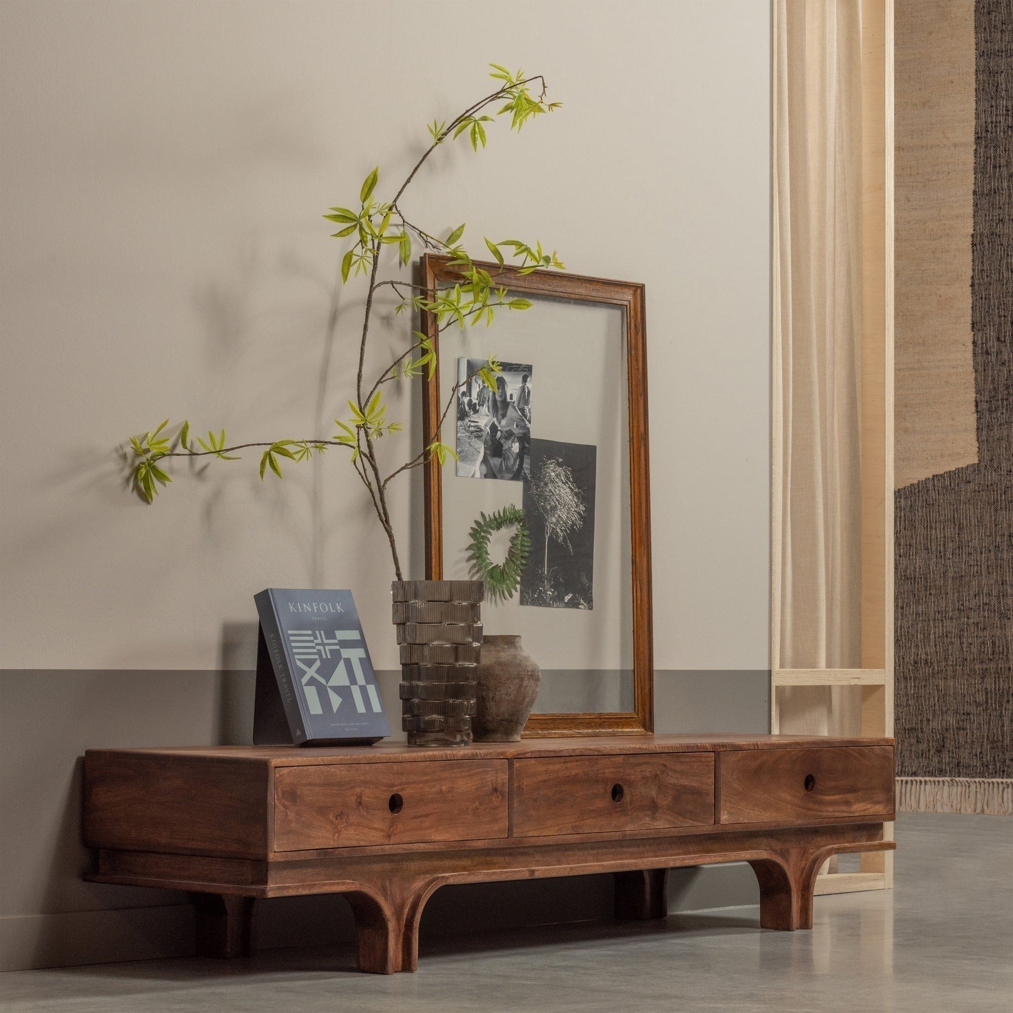 WOOOD Staes tv-meubel 3 lades mango hout walnoot Bruin