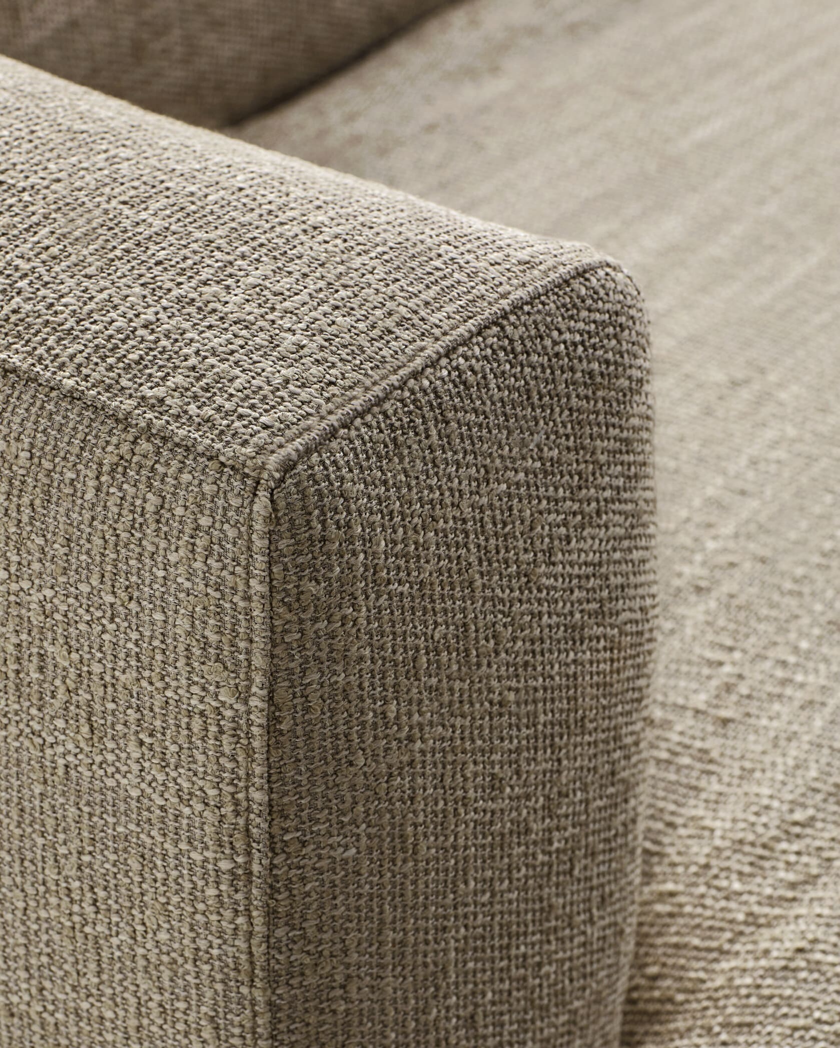 Brentwood hoekbank van Baenks, een comfortabele en stijlvolle toevoeging aan elk interieur. Personaliseer je bank met een scala aan kleuren en bekledingsopties, en kies uit diverse configuraties en comfortopties.