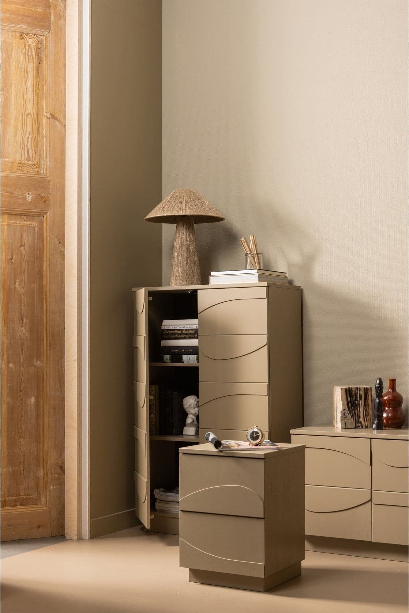 WOOOD Teo kast grenen mud Bruin|Taupe Bergkast|Kast