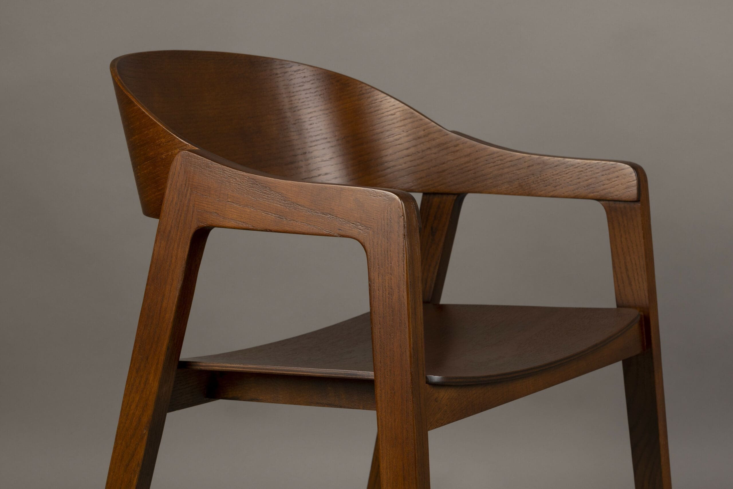 Eetkamerstoel Westlake Walnut Dutchbone ZVR1100535