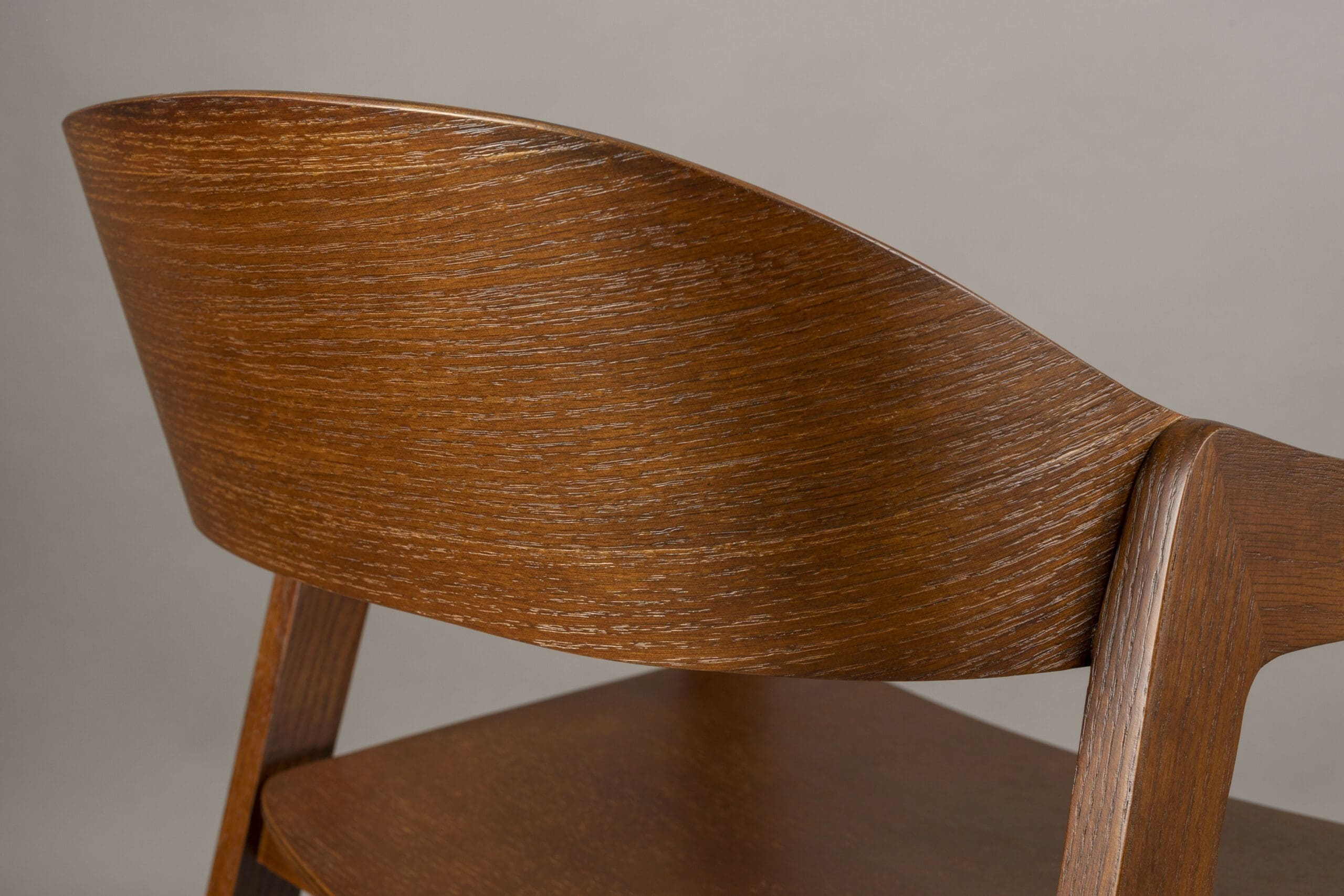 Eetkamerstoel Westlake Walnut Dutchbone ZVR1100535