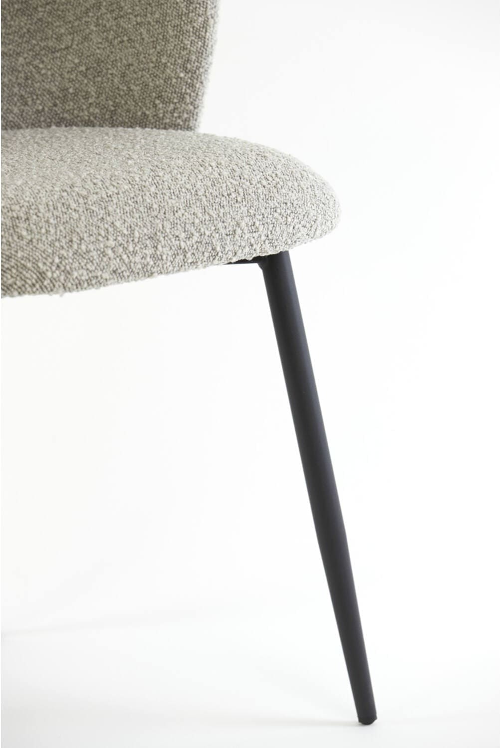 Eetkamerstoel Elyna - Bouclé Grijs Bruin-mat Zwart Light & Living Eetkamerstoel 6772927