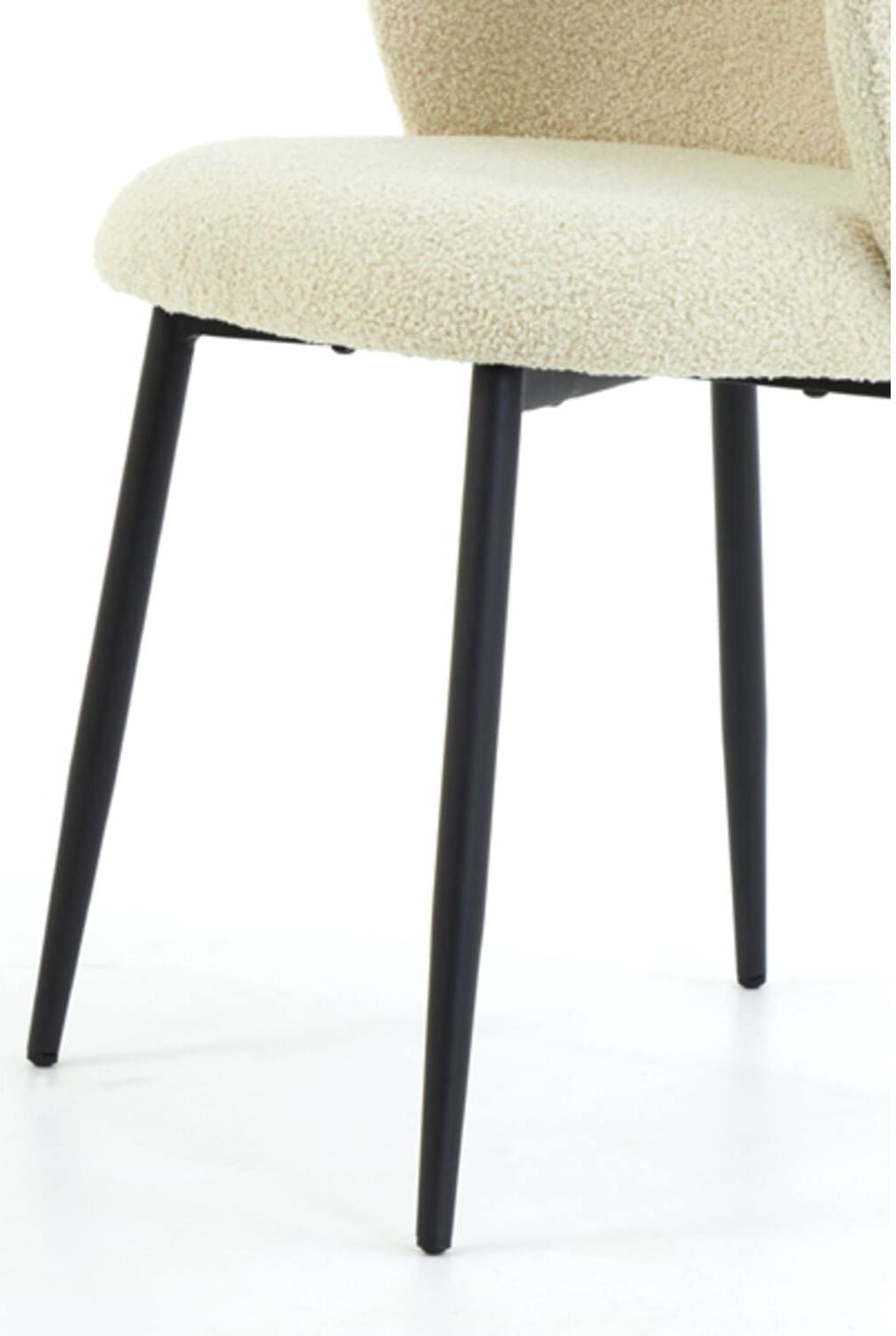 Eetkamerstoel Elyna - Teddy Licht Beige-mat Zwart Light & Living Eetkamerstoel 6772961