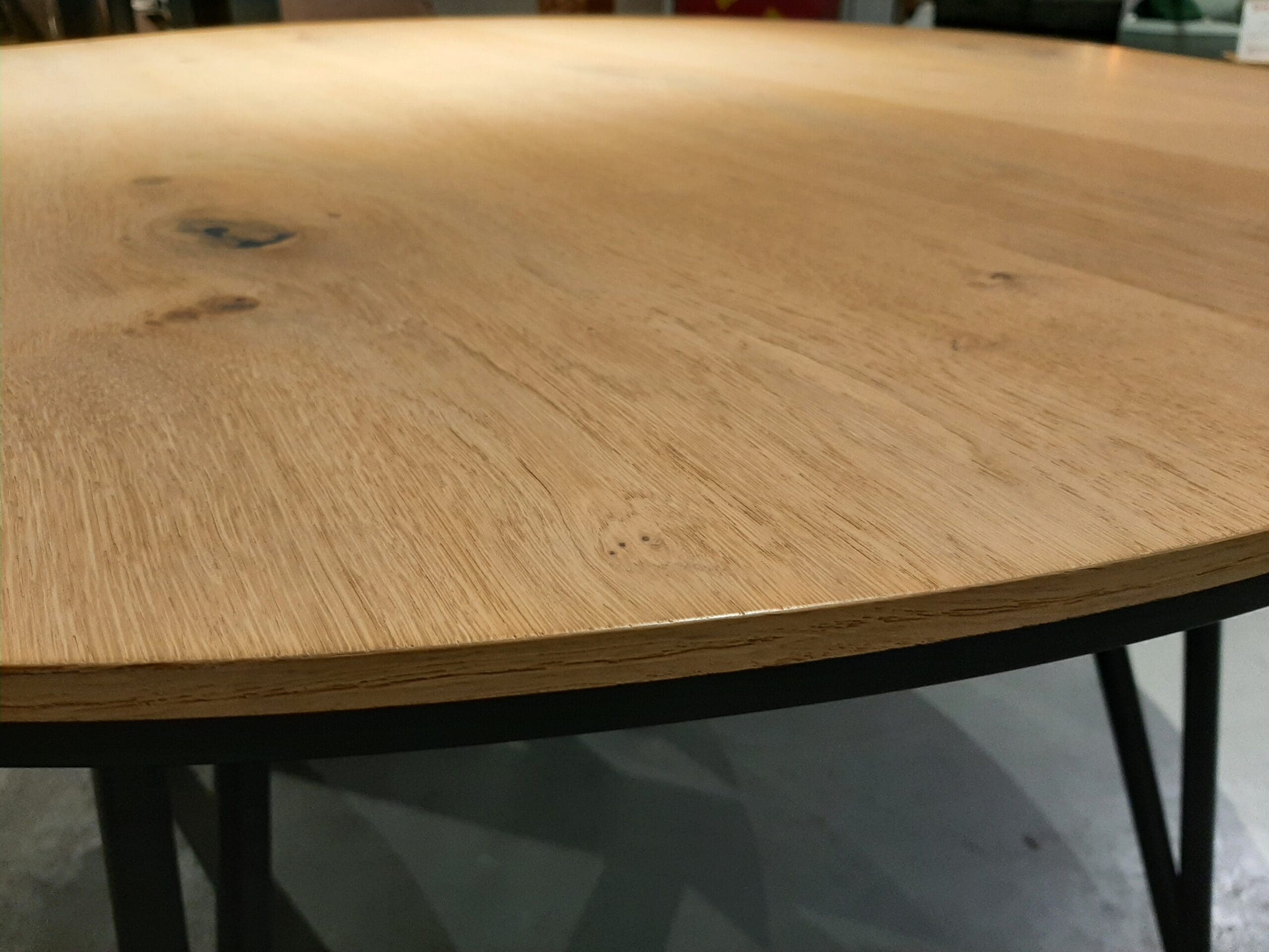 Vik eetkamertafel - Ø150cm - natural **SHOWROOMMODEL** - Afbeelding 2