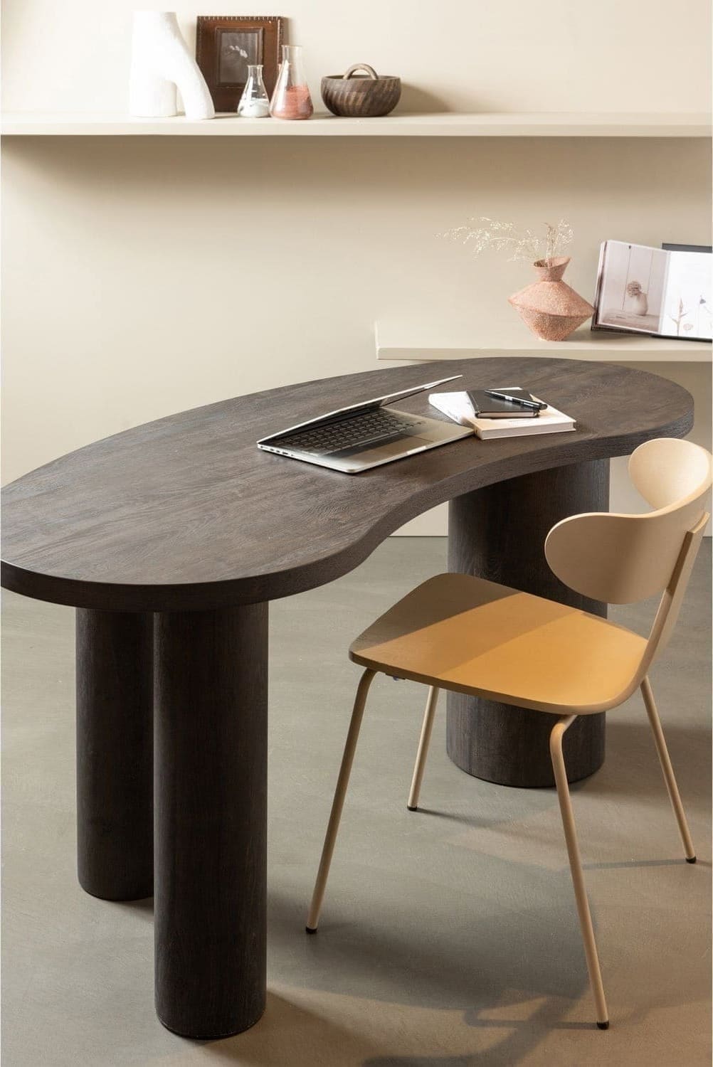 WOOOD Maan organisch sidetable/bureau mdf donkerbruin Bruin Bureau
