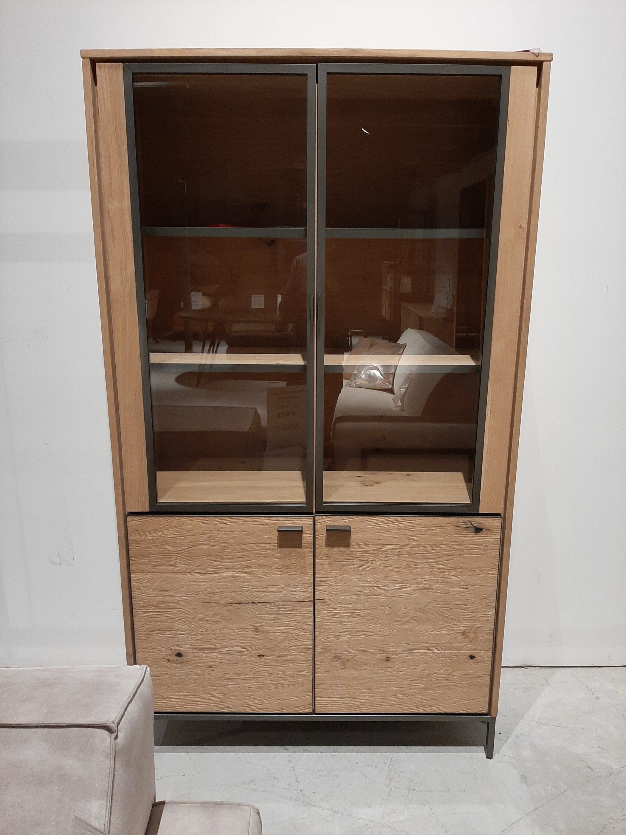 Faneur vitrinekast **SHOWROOMMODEL**