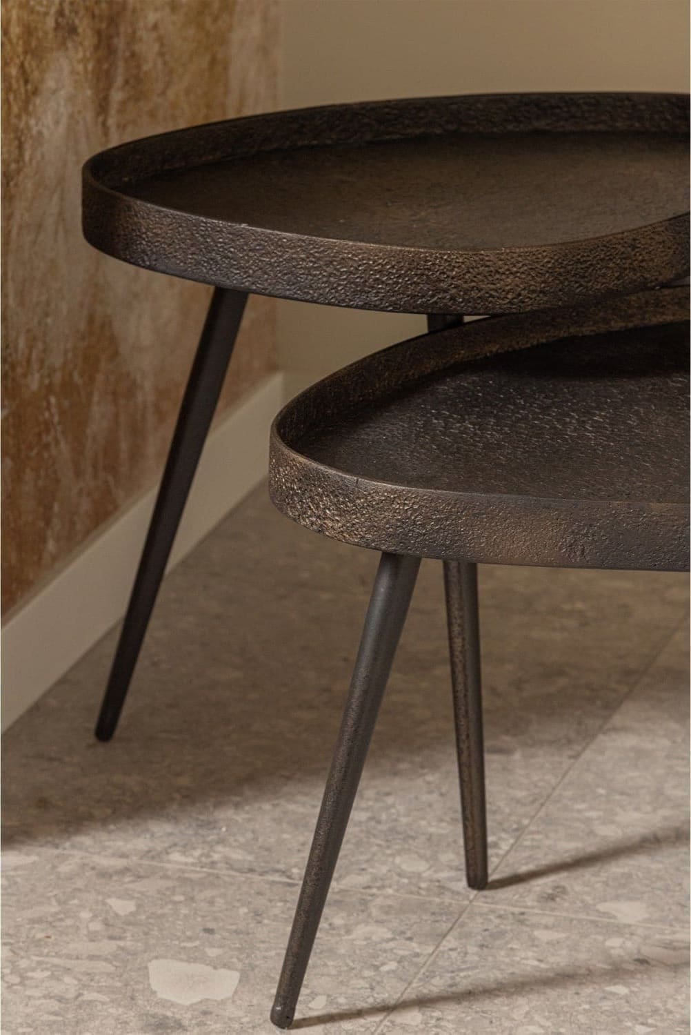 BePureHome Set/2 - crude bijzettafels antique bronze Bruin|Antraciet Bijzettafel