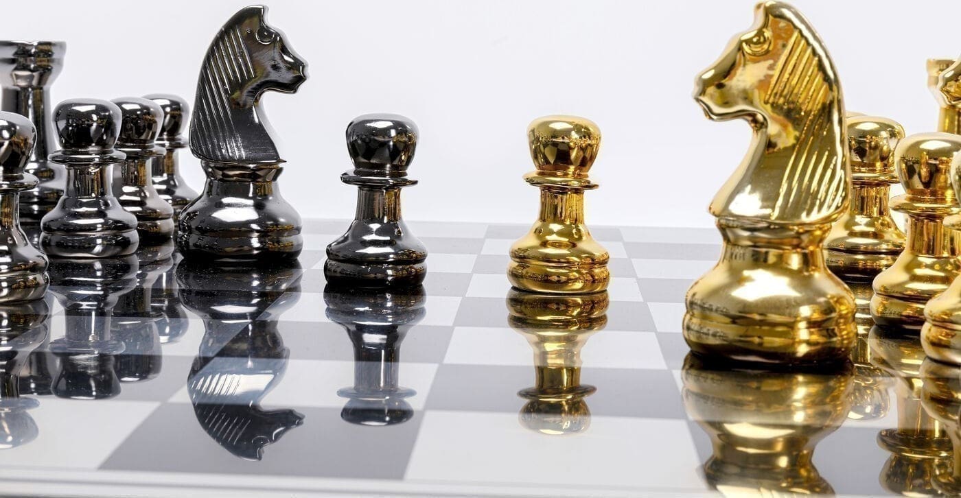 Beeld Chess 60x60cm Kare Design Beeld 51529