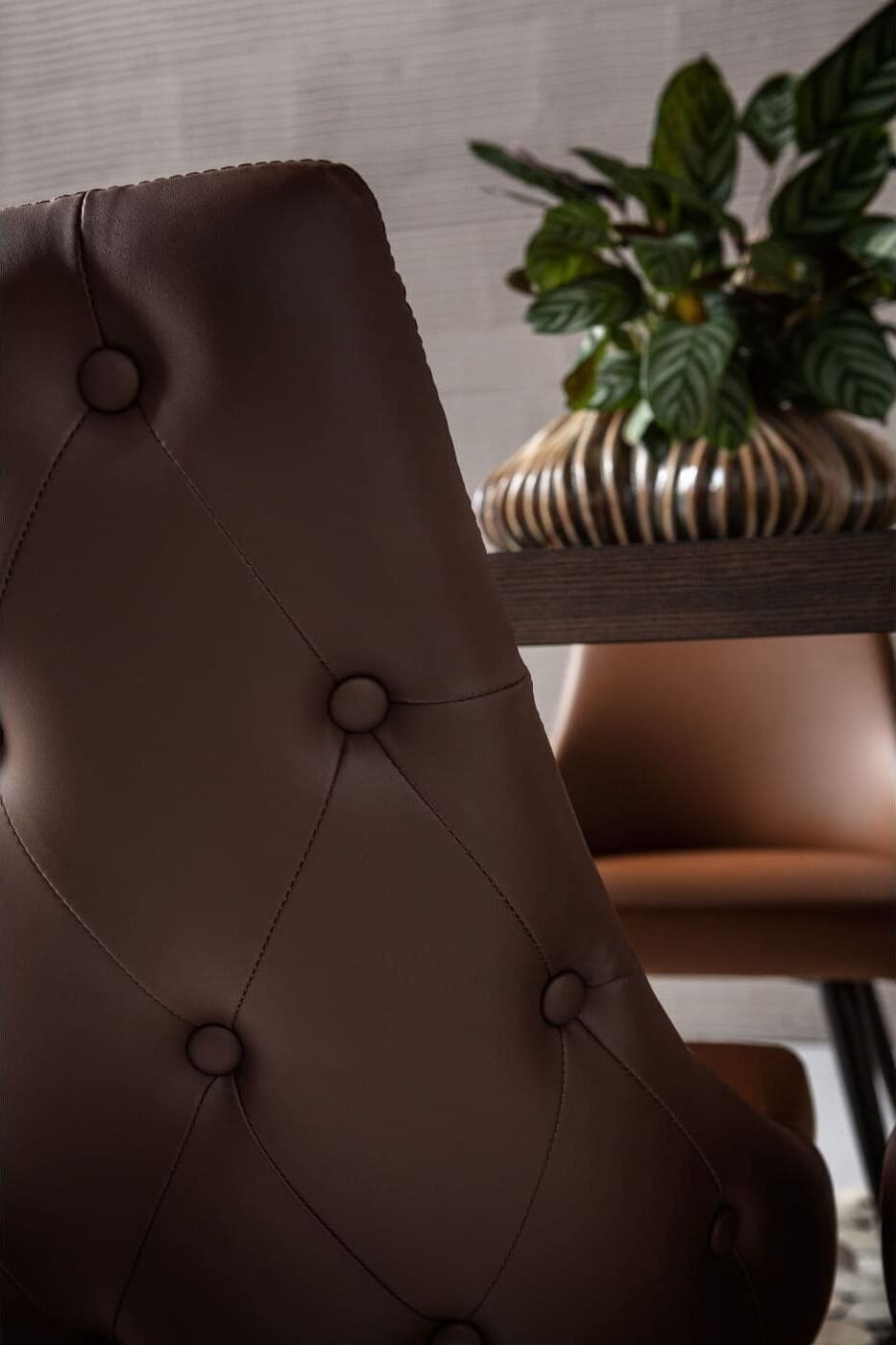 Eetkamerstoel Urban Desire Brown Kare Design Eetkamerstoel 83843
