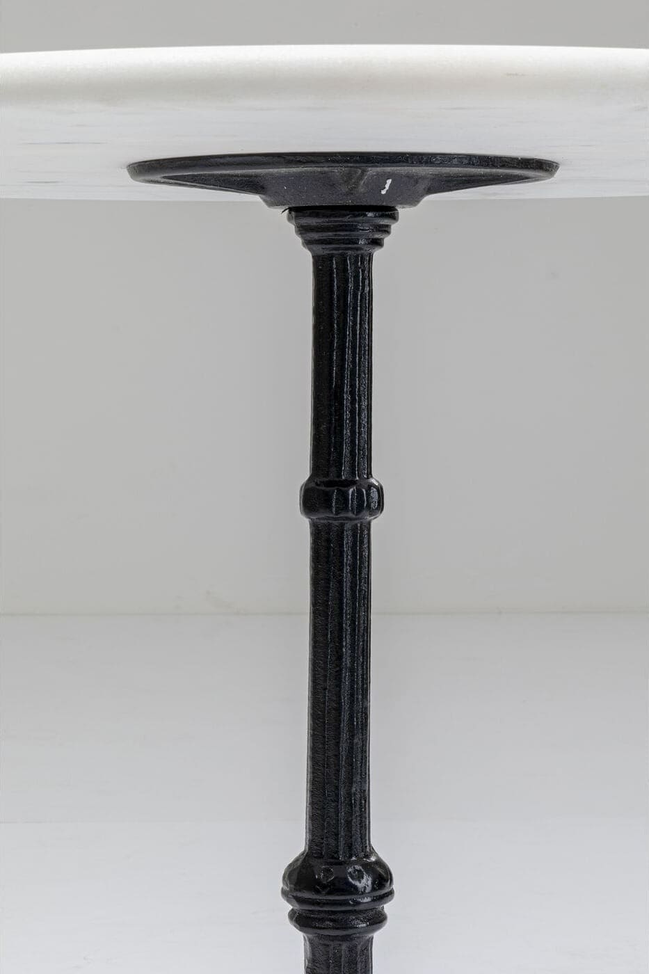 Bistro Tafel Kaffeehaus Round WhiteØ 60 Kare Design Eettafel 85157