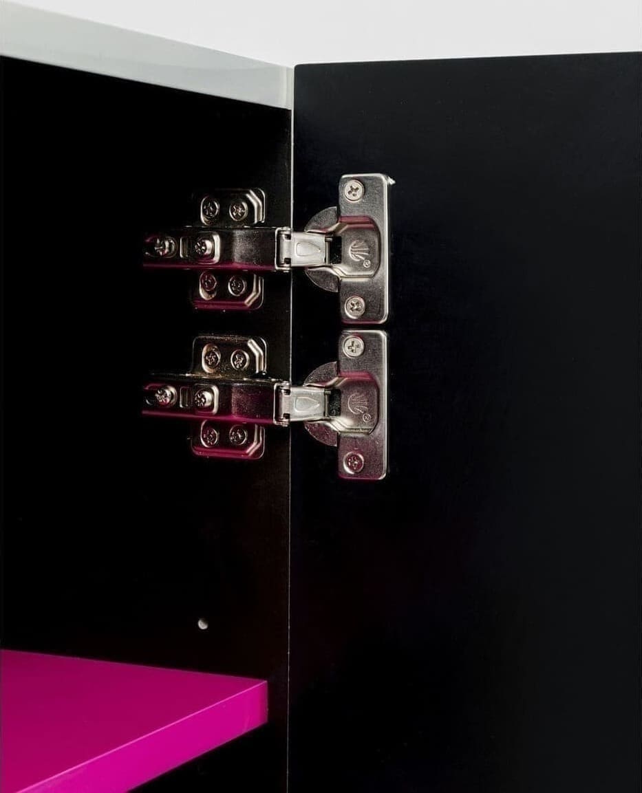 Kast Tresor White Pink 160x166cm Kare Design Kast|Bergkast 70868