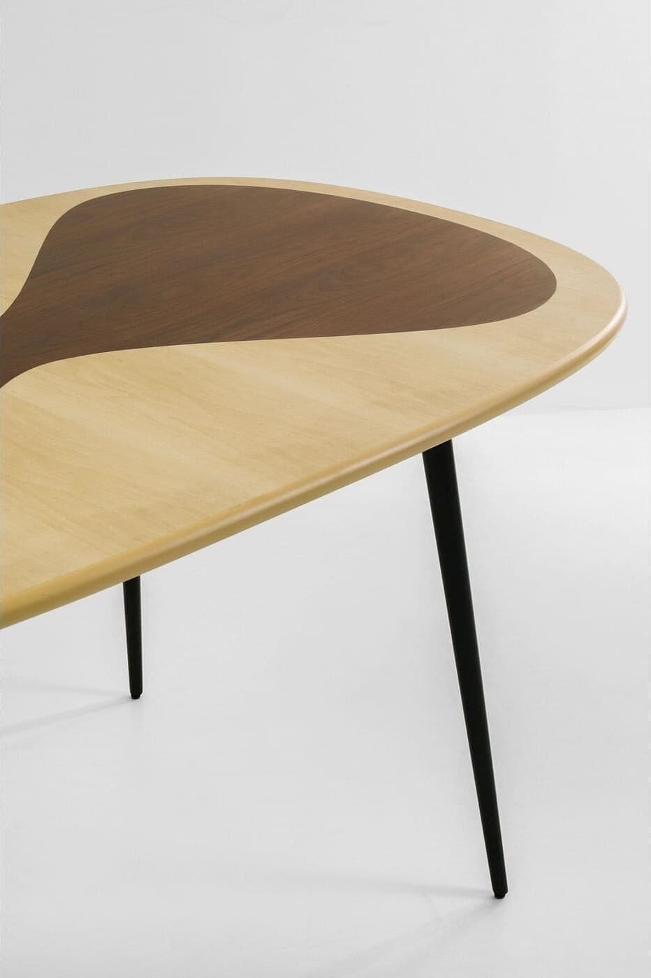 Tafel Petal Nature Black 150x90cm Kare Design Eettafel 70858