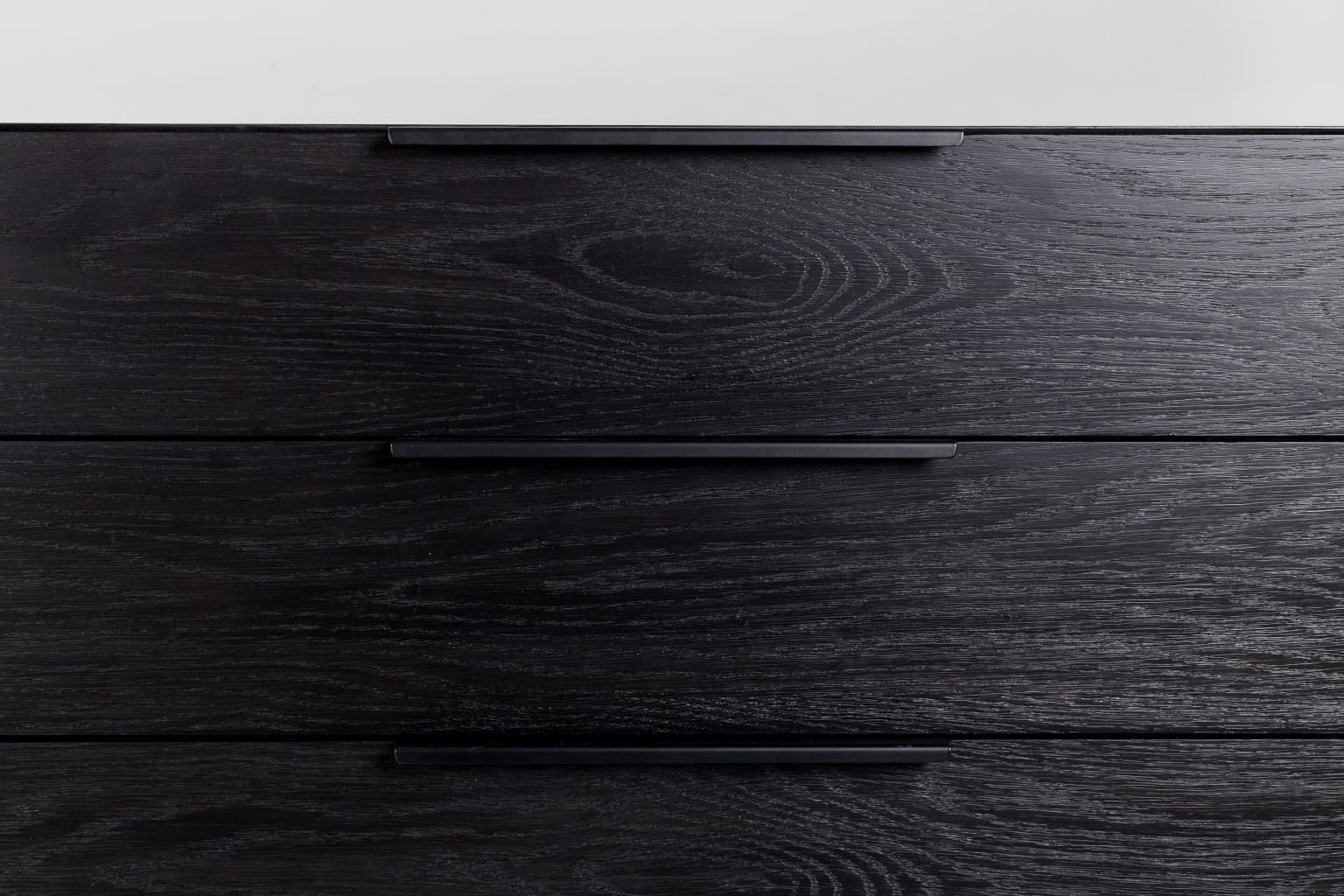 Dressoir Travis Black Oak Zuiver ZVR4300014