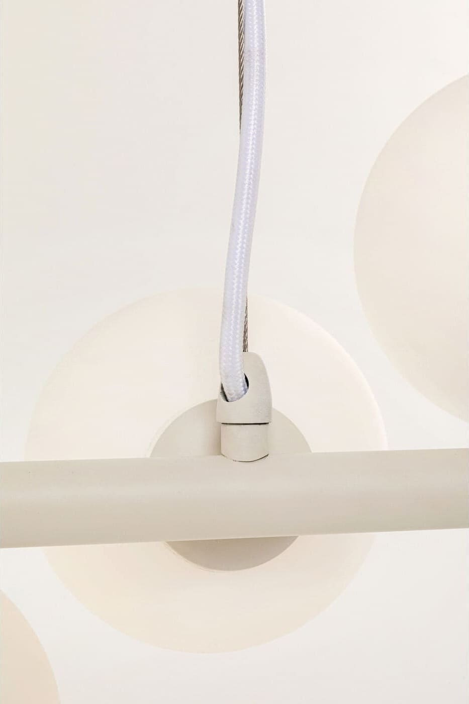 Hanglamp Scala Bals Milky Greige 150cm Kare Design Hanglamp 57546