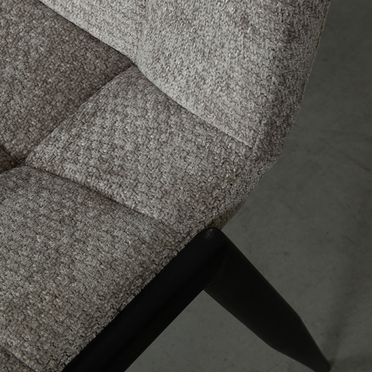LABEL51 Eetkamerstoel Noor - Stone - Elite - Black Frame Grijs Eetkamerstoel