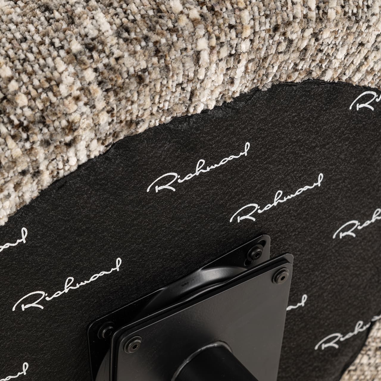 Richmond Interiors Draaistoel Alexis brown omara Bruin Eetkamerstoel