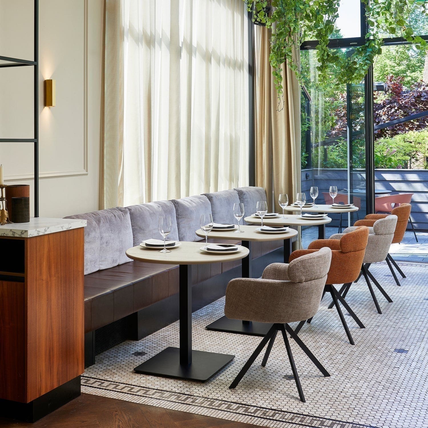WOOOD Eettafel bistro tafel eindstuk vl 80x74cm dakargrau Grijs