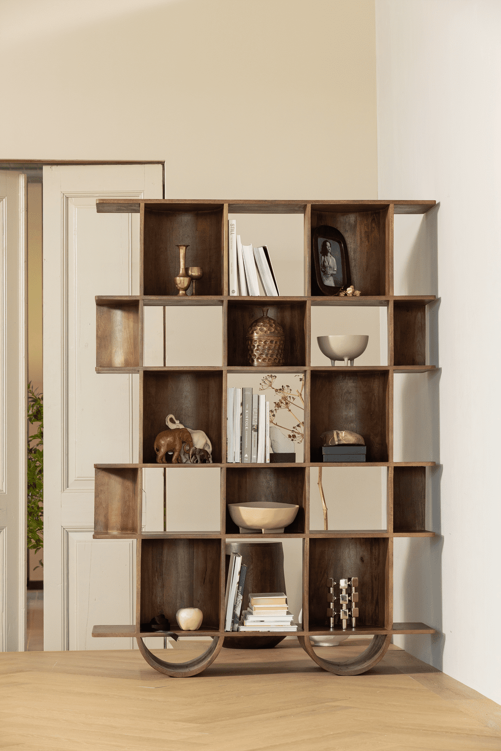 WOOOD Sinne boekenkast hout walnoot 180x130cm Naturel Boekenkast|Kast