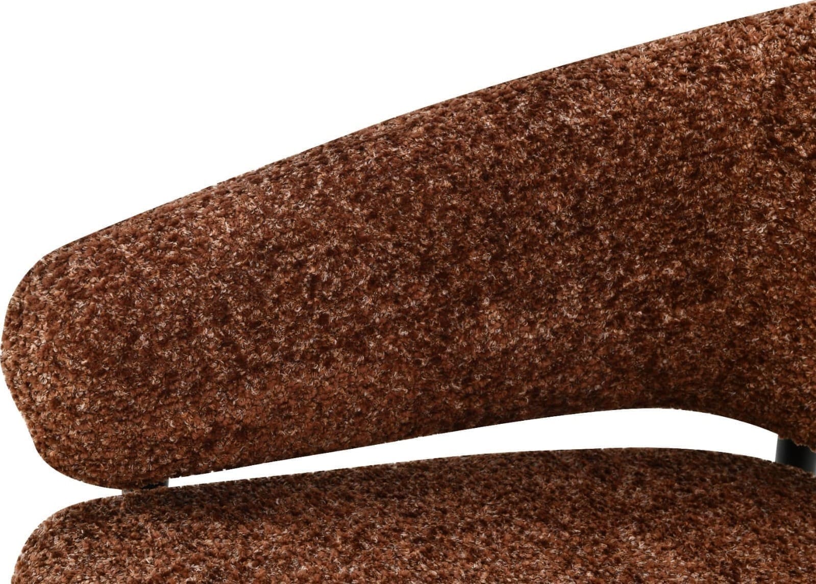 31567