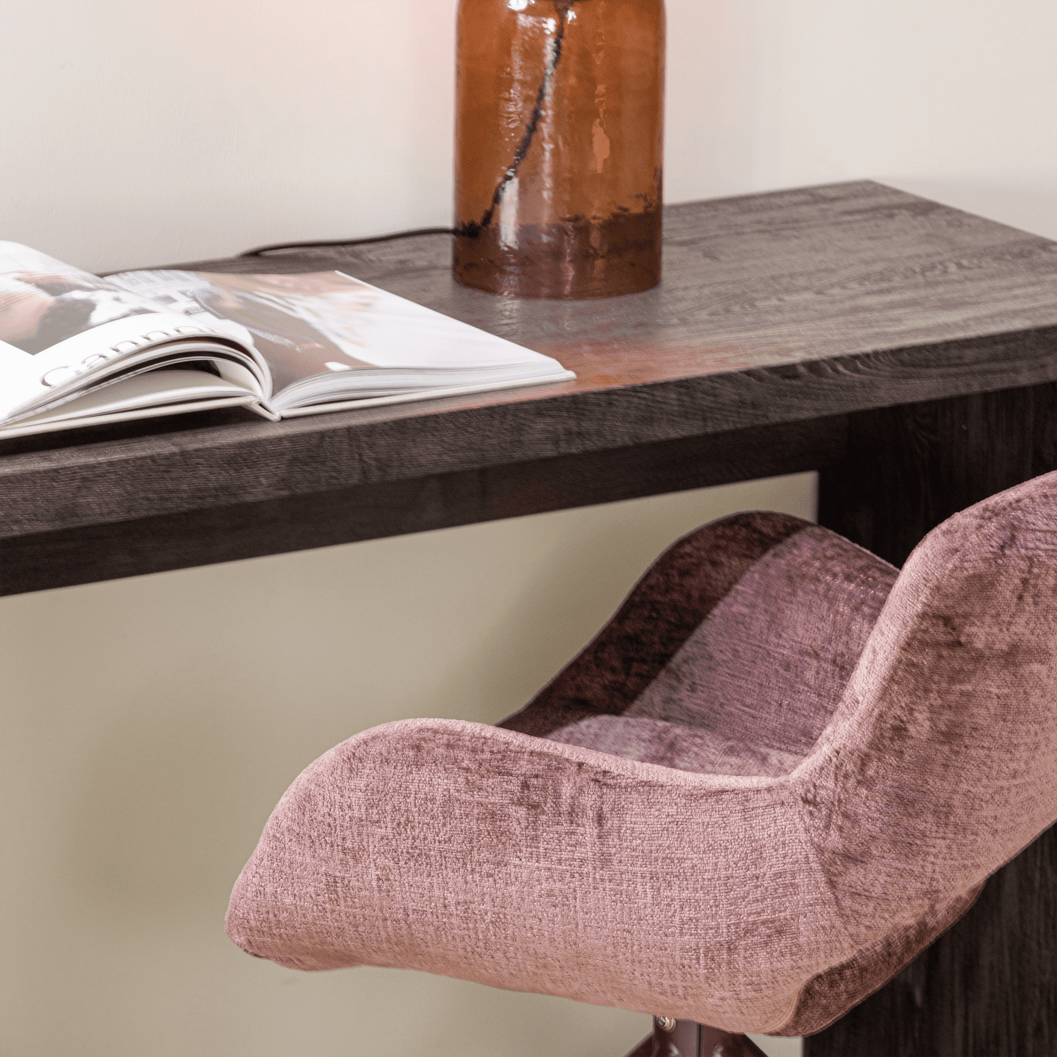 WOOOD Eliva eetkamerstoel structure velvet paars - set van 2 Paars Eetkamerstoel
