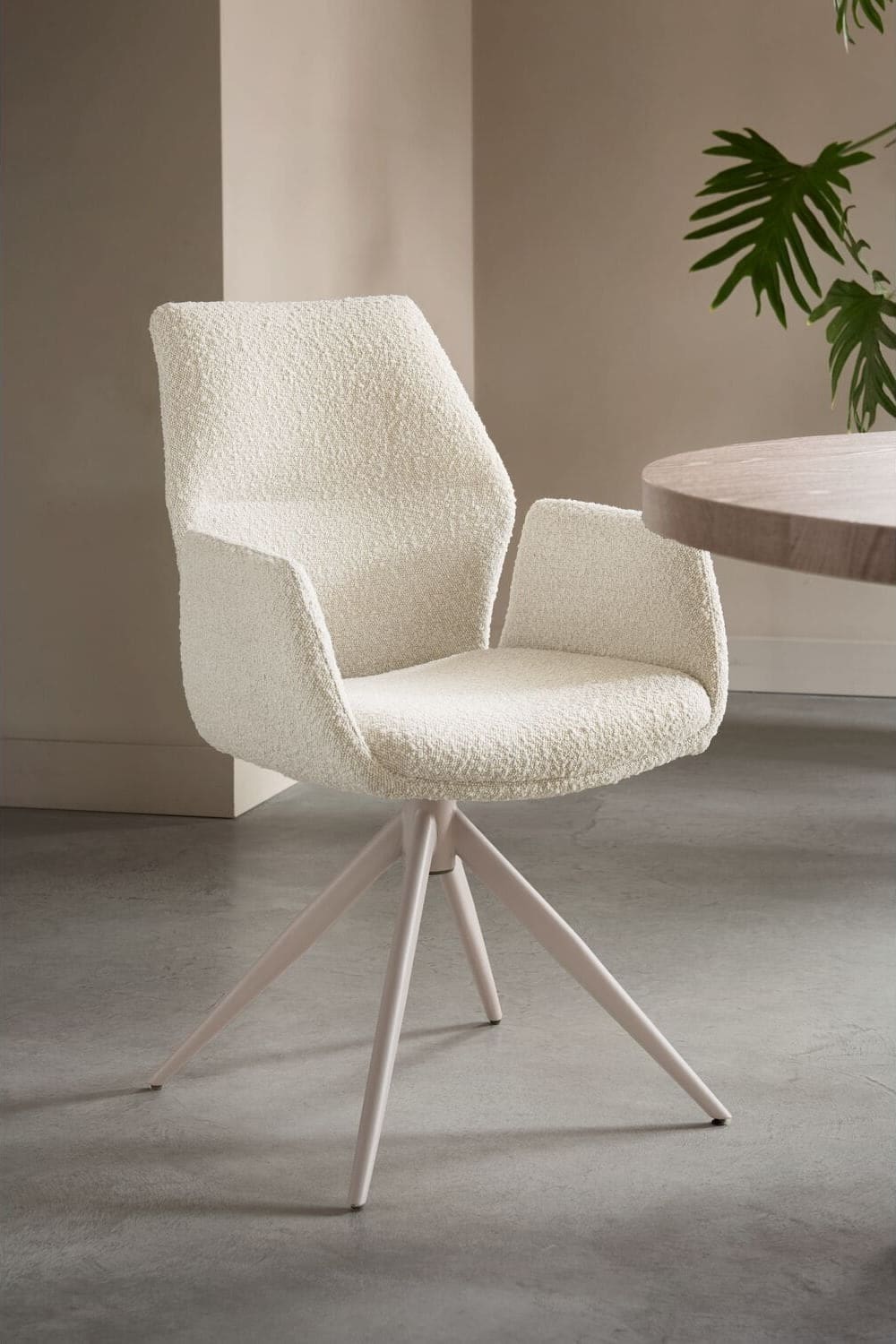 Pronto Wonen Eetkamerstoel Faido bouclé ecru poot grijs Grijs Eetkamerstoel
